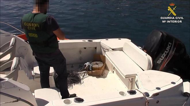 Ocho detenidos, entre ellos tres guardias civiles, acusados de robos y narcotráfico