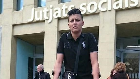 Celebran 6 años después el juicio de la vigilante incapacitada por una bengala en el Camp Nou
