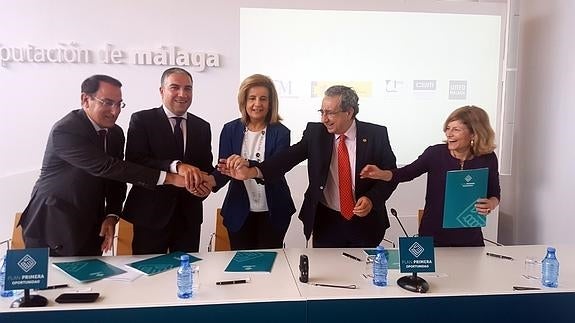 Un centenar de recién titulados de Málaga se beneficiará del plan de inserción laboral juvenil