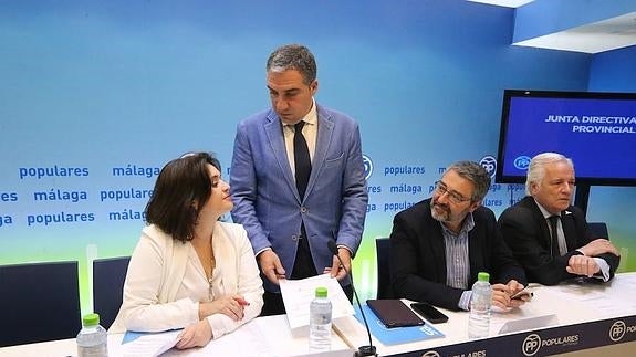 El PP comienza la precampaña electoral sin desvelar a su número uno al Congreso