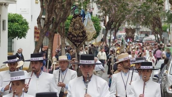 La Hermandad de Málaga ya parte hacia el Rocío