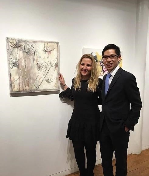 La arriateña Isabel Conde exporta su arte misterioso y elegante a Nueva York