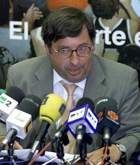 El secretario general de Unicaja exculpa ante el juez a su presidente del pago de un millón de euros a Ausbanc