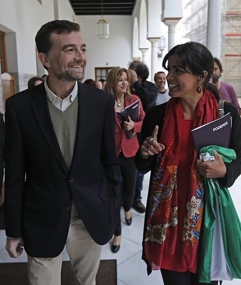 Rodríguez y Maíllo ven en la confluencia una "esperanza" para Andalucía, donde esperan ser primera fuerza