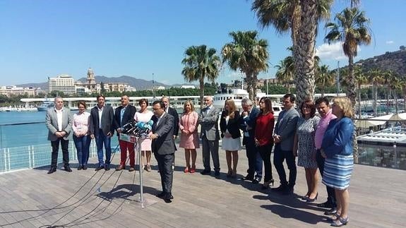Heredia abre la precampaña pidiendo para el PSOE los votos de Podemos e IU
