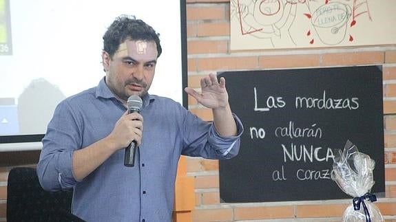 Ángel Sastre, periodista recientemente liberado: “Probablemente volveré a Siria”