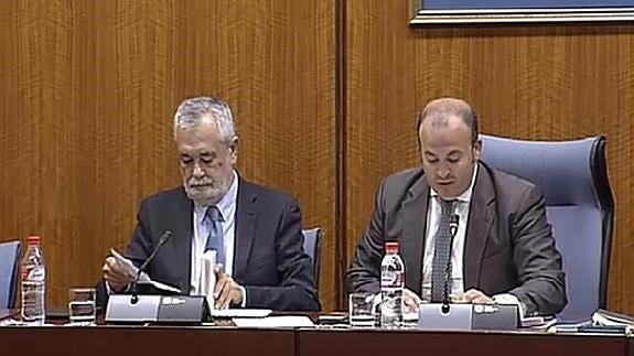 Griñán dice que se actuó "de acuerdo a la legalidad" y que si hubo "deficiencias" fueron "contra" la administración