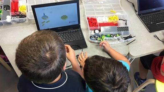 Minecraft, drones y robótica en los campamentos más divertidos y tecnológicos de este verano
