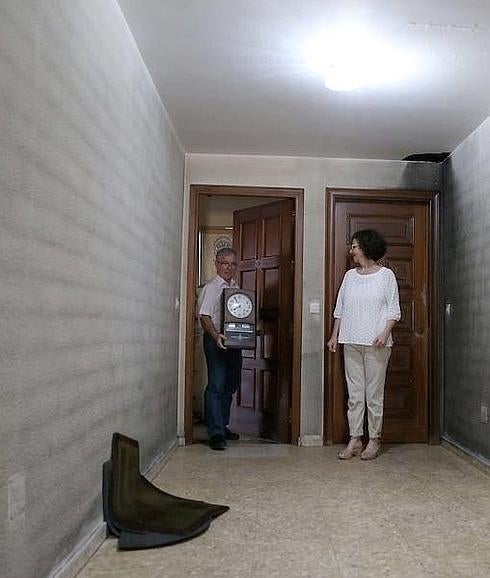 Medio centenar de familias de Fuengirola llevan tres meses fuera de sus casas por un incendio