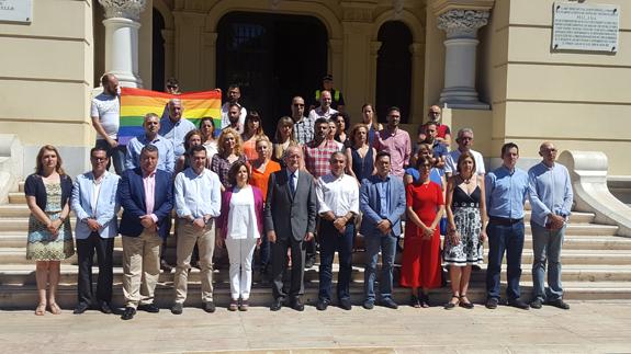 El Ayuntamiento de Málaga decreta tres días de luto oficial por el atentado de Orlando