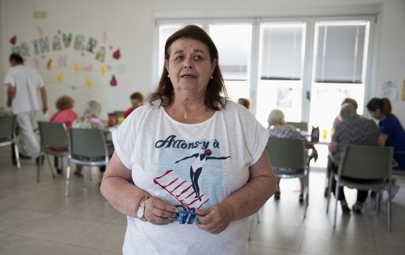 «El alzhéimer te arranca las páginas del libro de tu vida de atrás hacia adelante»