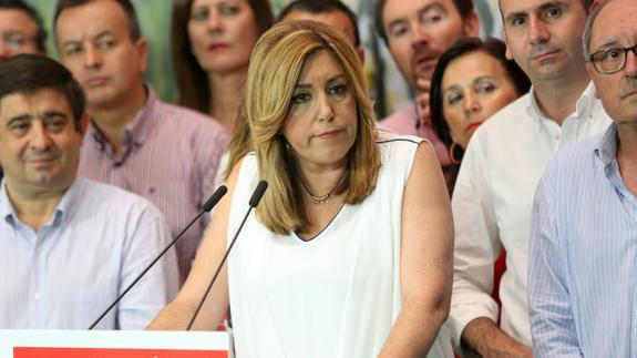 Susana Díaz cree que el PSOE tiene que "reflexionar" sobre su futuro "desde la oposición"