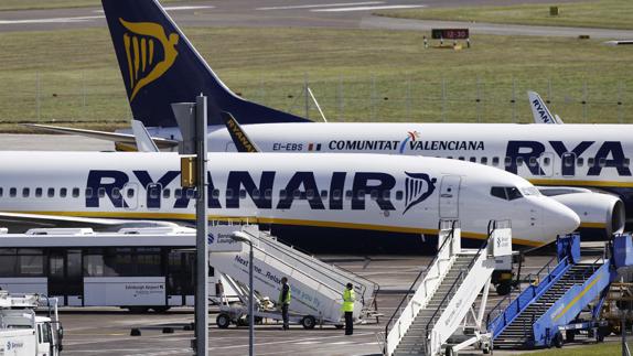 Ryanair busca tripulantes de cabina en Málaga el próximo día 28