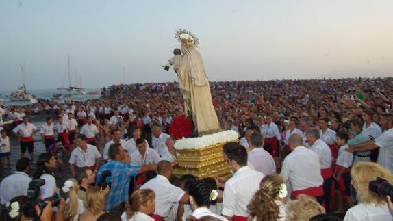 Málaga revive hoy su fervor por la Virgen del Carmen, Patrona del mar