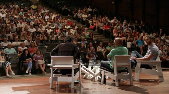 Rovira y Évole, al cine con palomitas