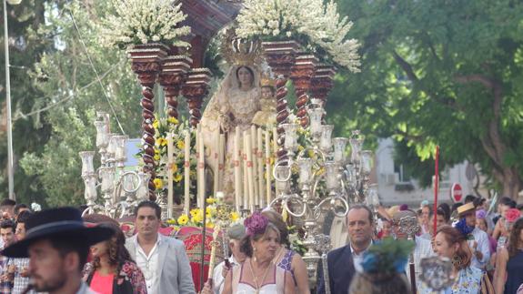 Dos procesiones y una romería recorren la ciudad este fin de semana