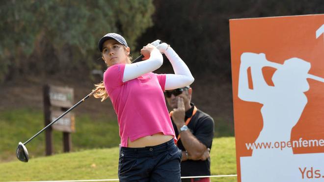 Azahara Muñoz ronda los primeros puestos tras la jornada inicial del Open de España
