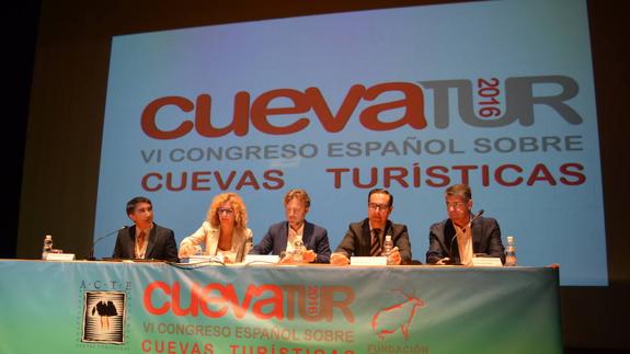 Arranca el Congreso de Cuevas Turísticas Españolas en Nerja