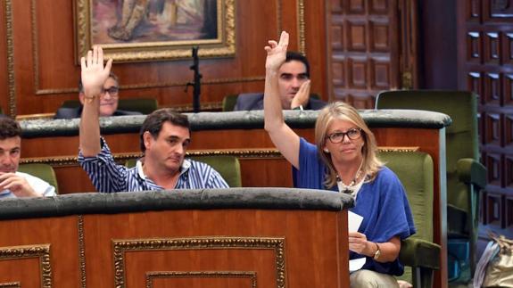 Un juzgado incoa diligencias por la presunta falsedad en el acta del pleno del PGOU de Marbella