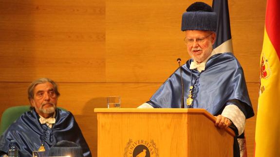 Antonio Luque, investigador en energía solar y fundador de Isofotón, honoris causa por la UMA