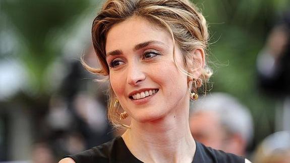 La directora Julie Gayet presenta un documental en el Festival de Cine Francés de Málaga