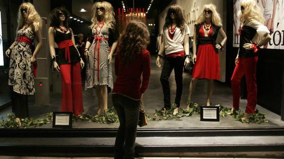 ¿Qué tiendas abren en Málaga el 12 de octubre, día del Pilar?