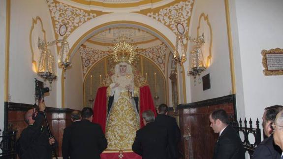 La Virgen de Lágrimas y Favores, en su nueva capilla