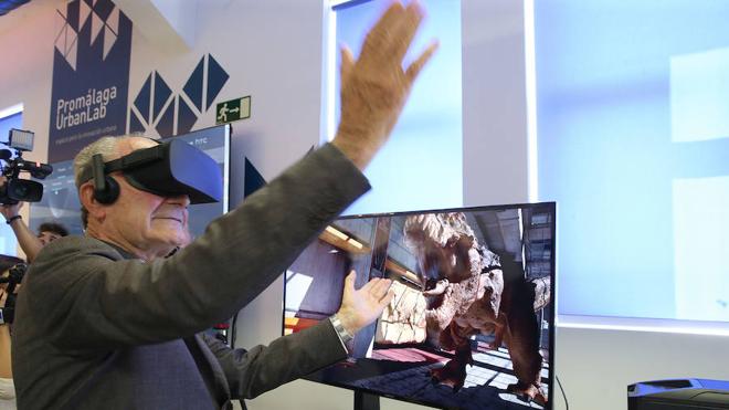 Una sala de juegos de realidad virtual abre al público en Tabacalera