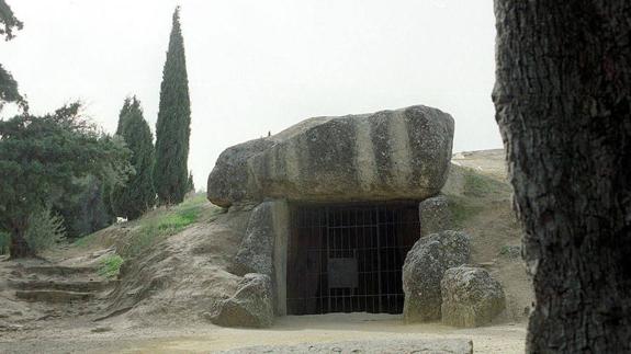 El PP pide a la Junta que afronte la contratación de personal en los Dólmenes de Antequera que exige la Unesco