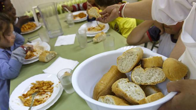 Menús saludables, actividad física en los colegios y agua gratis contra la obesidad