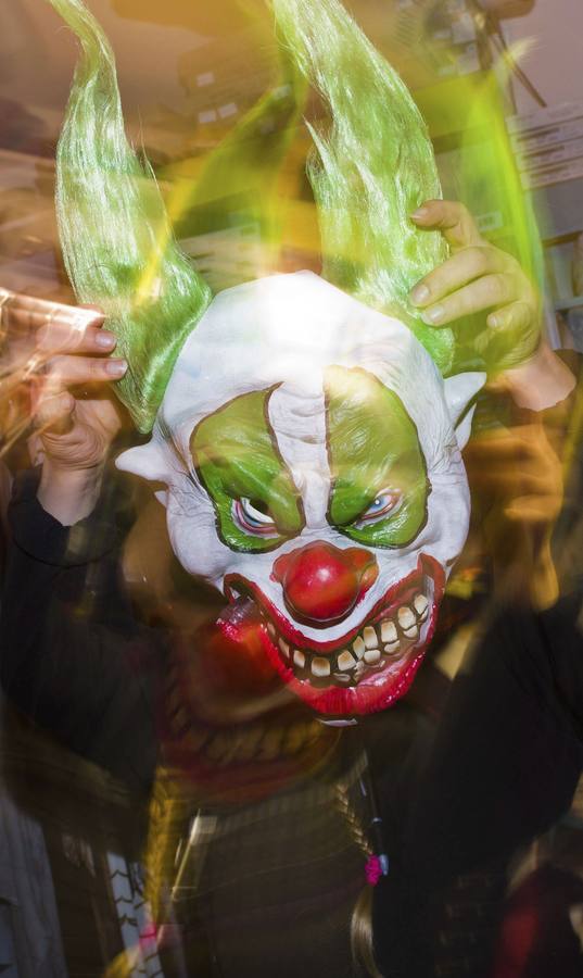 La Policía aconseja evitar el disfraz de 'payaso diabólico' entre sus cinco trucos para un Halloween seguro