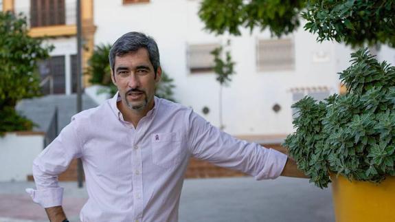 El PP de Benalmádena critica que el Ayuntamiento pague 290.000 euros a un diario obligado a entrevistar al alcalde
