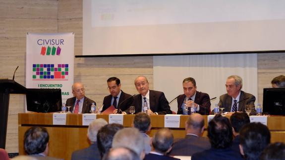 Civisur desvela sus propuestas en infraestructura para potenciar el eje Málaga-Sevilla