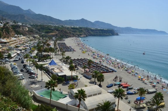 Detectan irregularidades en la gestión de los chiringuitos de la playa de Burriana