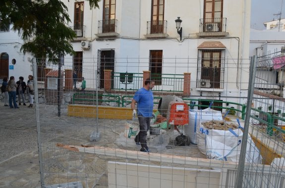 Comienzan las obras de mejora del edificio de los juzgados de Torrox