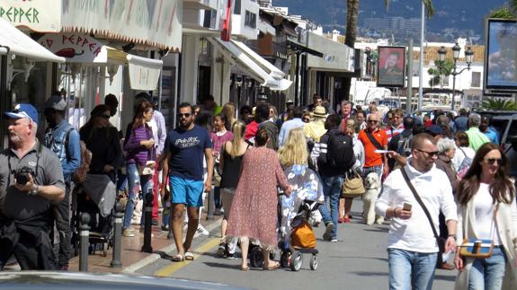 Marbella, el municipio de Málaga que más población suma mientras la capital cae