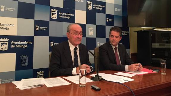 El alcalde preguntará a los grupos municipales si retira la rotonda al jeque Al-Thani