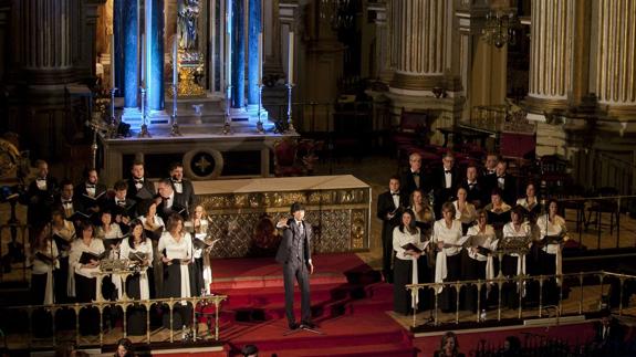 Málaga eleva el flamenco a los altares
