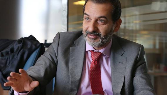 Enrique Sanjuán: «Las cláusulas suelo exigen una solución legislativa para no castigar más a los consumidores. El Gobierno debe hacer algo»