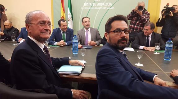 El Ayuntamiento y la Junta, en la reunión "definitiva" el metro al Hospital Civil