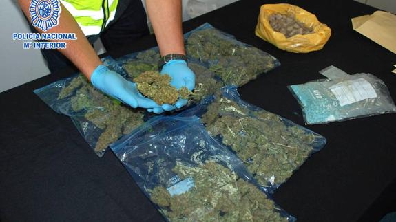 Detienen en Málaga a una mujer reclamada por Italia por un delito de tráfico de drogas