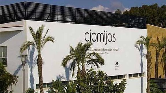 Denuncian la presencia de okupas en el CIO MIjas