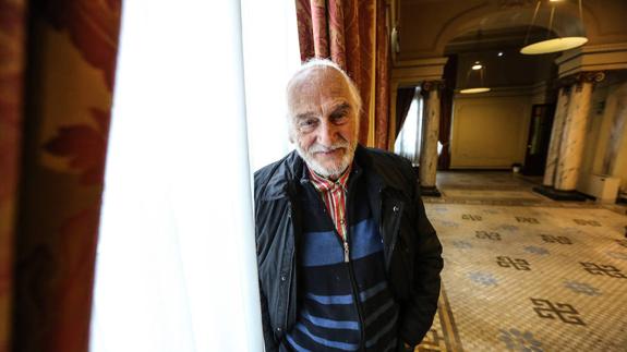 Héctor Alterio: «Lo mejor de mi edad es que todavía lo puedo contar»