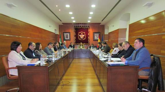 La opción de paralizar la moción de censura en Alhaurín el Grande pierde fuerza