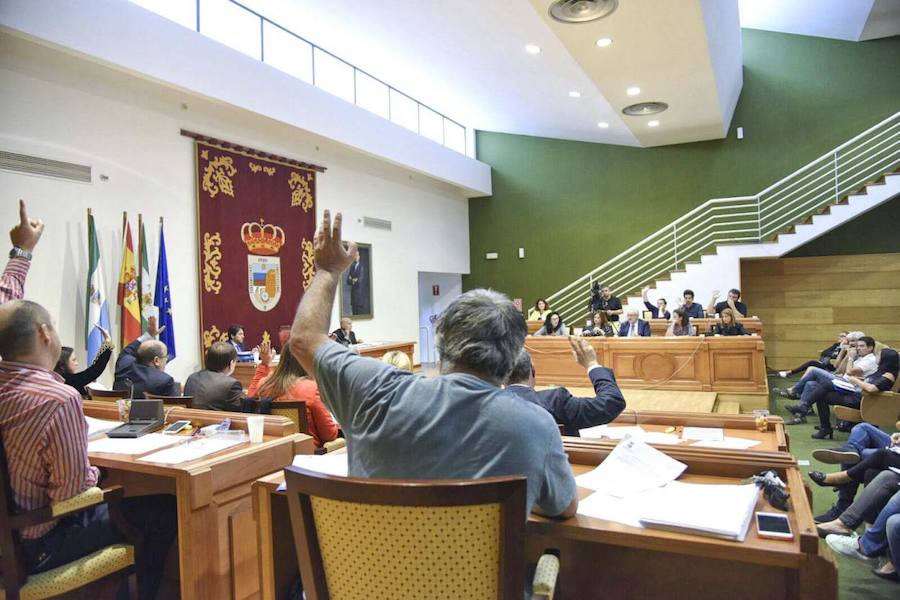 Ciudadanos supedita su apoyo al presupuesto de Torremolinos a un recorte del 25% en la asignación a los grupos