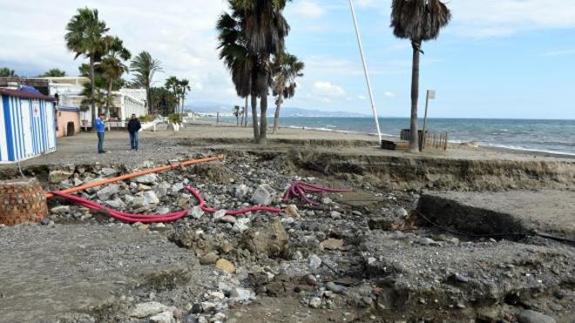 El PP garantiza que las playas de Málaga estarán en "estado óptimo" para Semana Santa