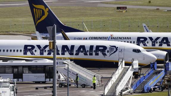 Ryanair busca tripulantes de cabina en Málaga