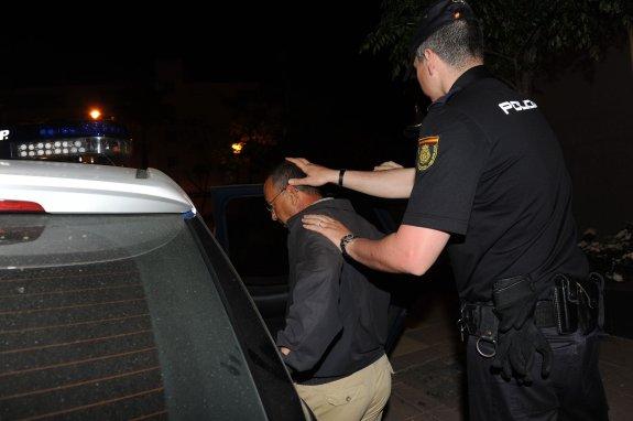 El Ayuntamiento se querella por calumnias contra dos empleados