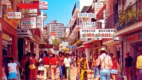Un viaje al Torremolinos más mítico