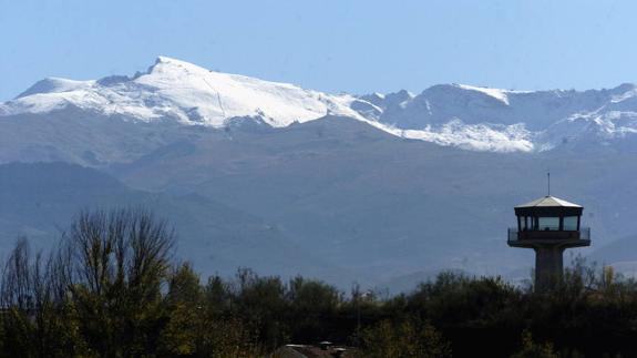 Muere al caer mientras practicaba escalada en Sierra Nevada